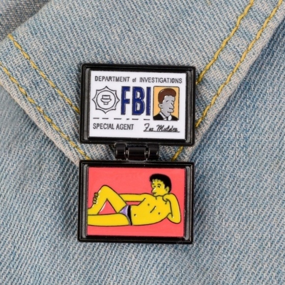Simpsons Fox Mulder FBI badge pin - Picture 3 of 5